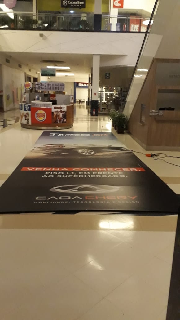 13 - Mega Banner
