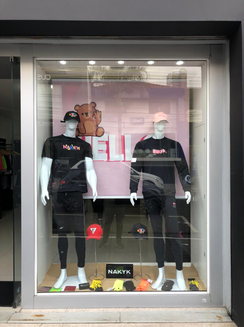 VITRINE 1